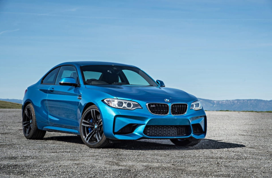 Замена аккумулятора BMW M2