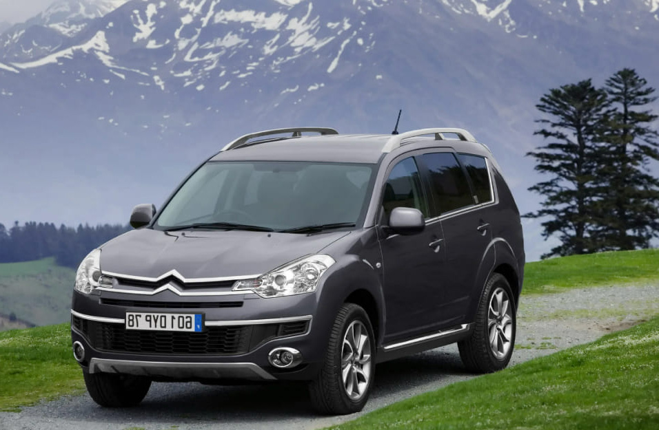 Замена аккумулятора Citroen С-Сrosser